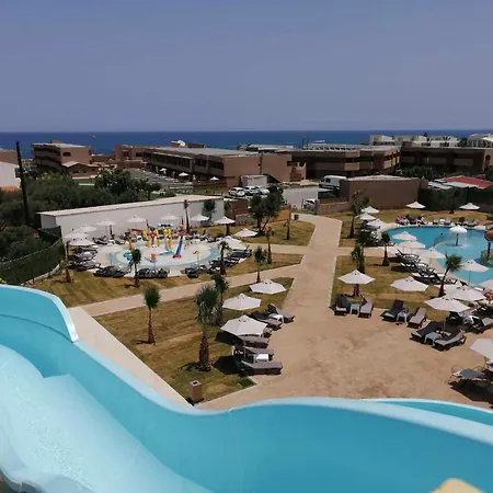 Senseana Sea Side & Aquadventure 5*