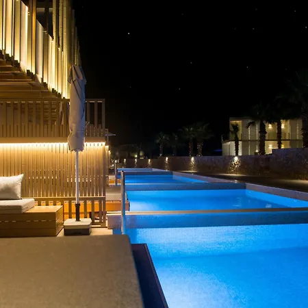 Hotel Senseana Sea Side & Aquadventure 5*